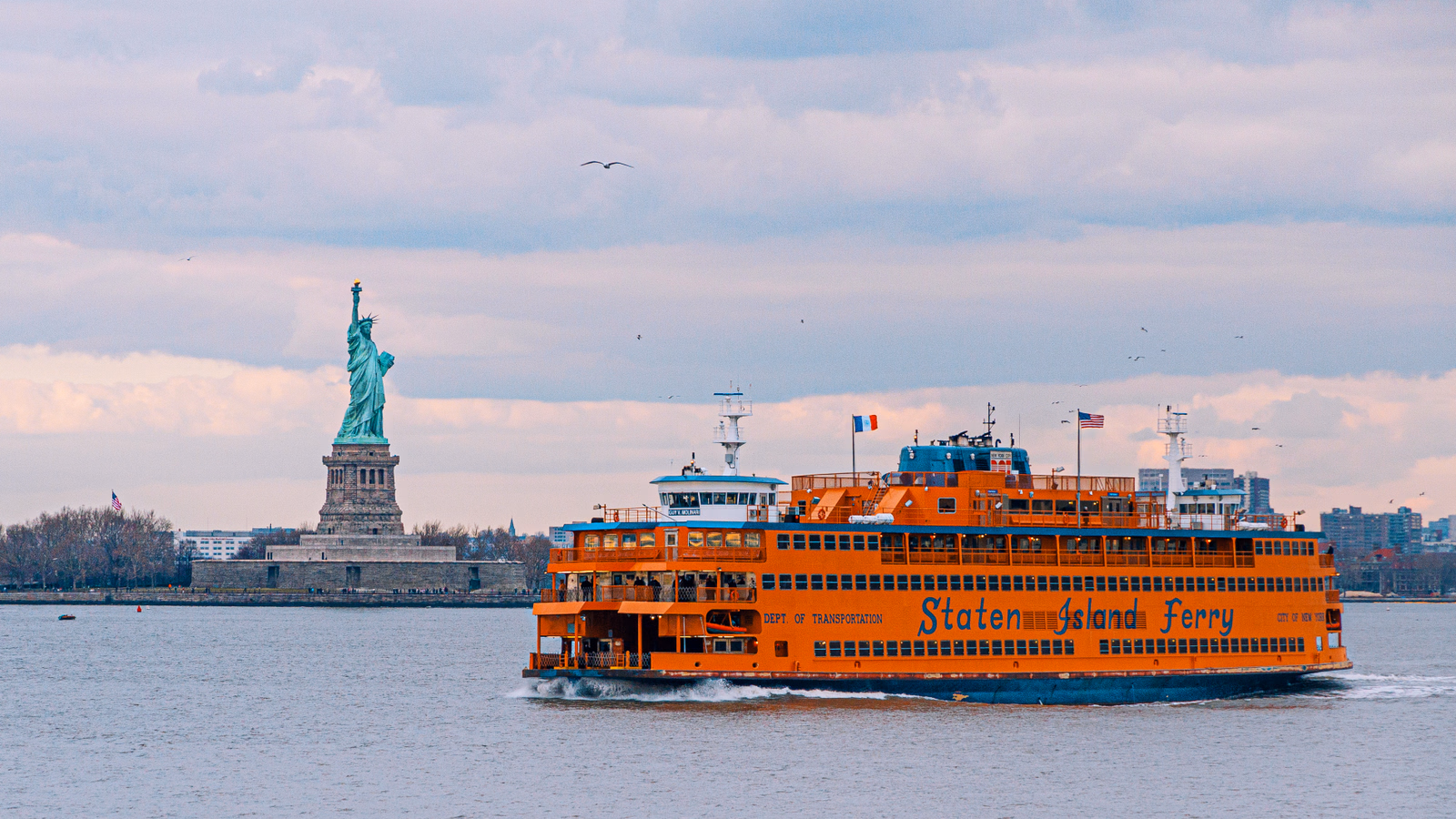 Free Ride on the Staten Island Ferry - Free and Fun Things to Do in New York City with Kids